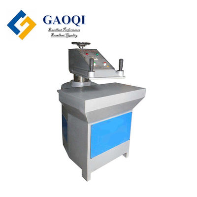 Máquina de corte de cuero de tamaño pequeño con brazo giratorio con clicker de prensa con capacidad de peso de 750 kg