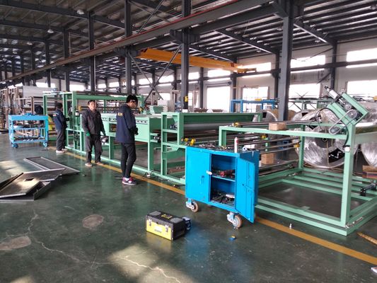 12000mm*2400mm*2000mm Máquina de recubrimiento de puntos no resbaladizos para alfombras y beneficios