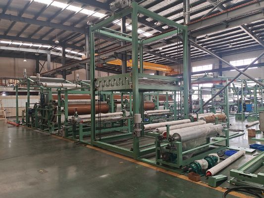 Máquina de laminado de pegamento a base de agua para la producción de alfombras en una planta de fabricación
