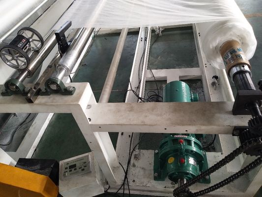 Máquina de dispersión de revestimiento de polvo de carbono activado no tejido para la fabricación de filtros de máscaras de polvo